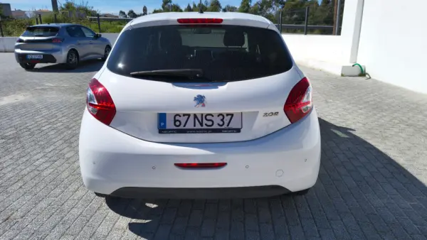 Peugeot 208 1.2 VTi Active 6