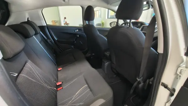 Peugeot 208 1.2 VTi Active 23