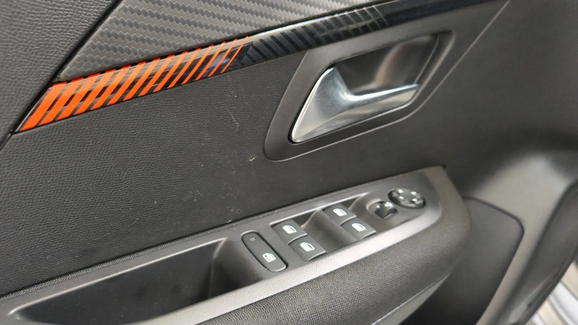 Peugeot 208 1.2 PureTech Active Pack 17