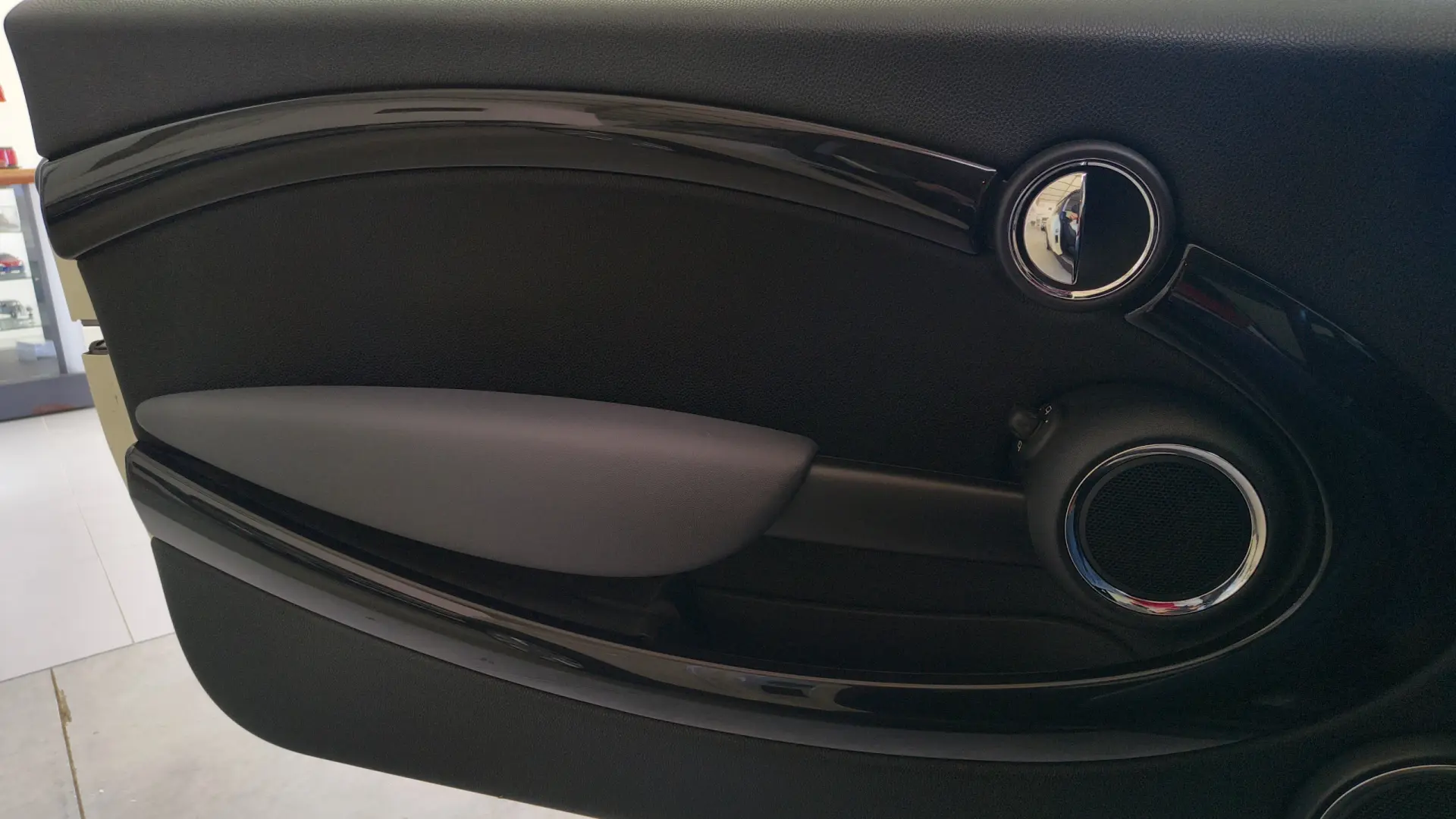 MINI 3 Portas Cooper D 12