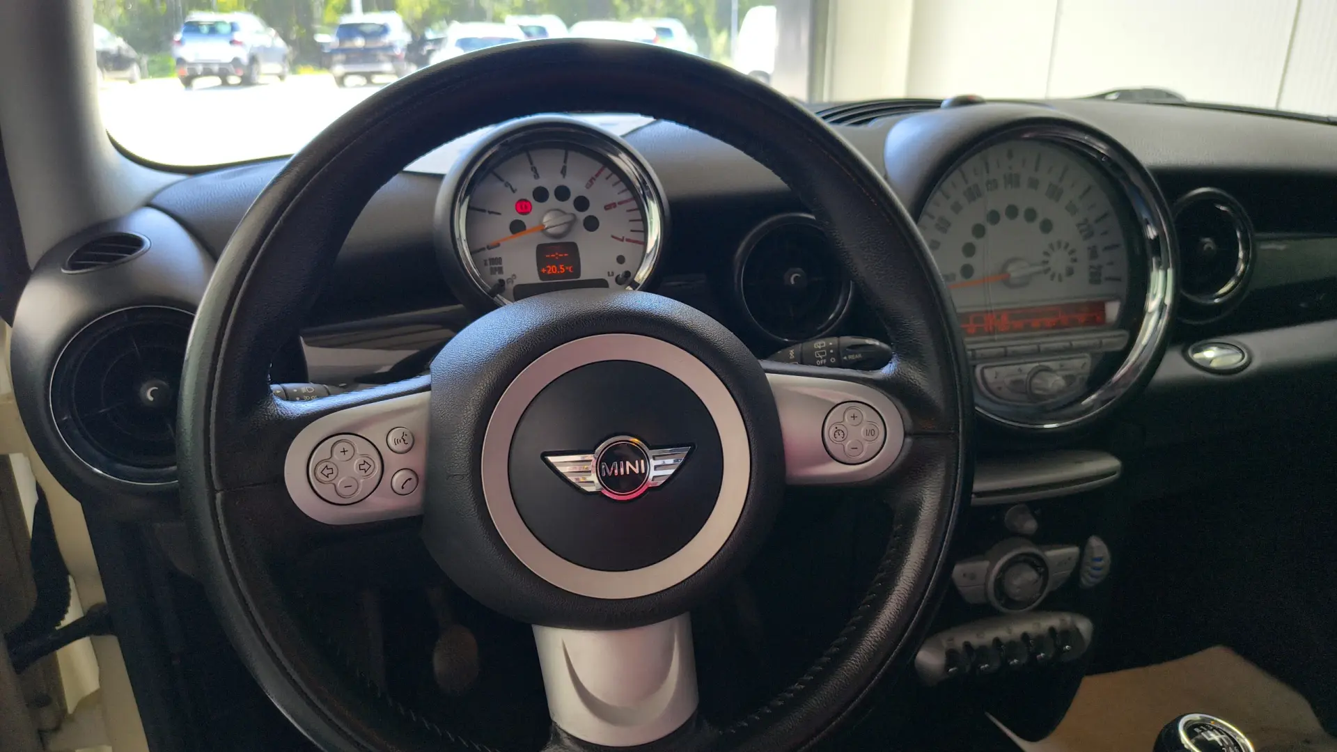 MINI 3 Portas Cooper D 17