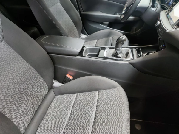 Opel Insignia 1.6 CDTI BUSINESS 44