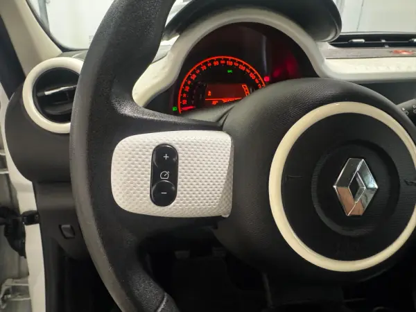 Renault Twingo SCe 70 S&S Intens 18