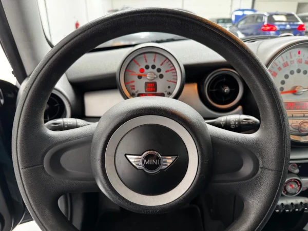 MINI 3 Portas Cooper D 16