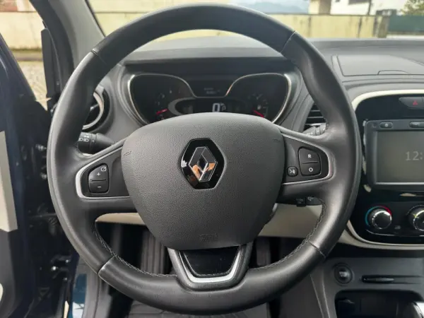 Renault Captur 1.5 dCi Initiale Paris EDC 18