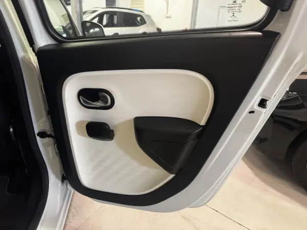 Renault Twingo SCe 70 S&S Intens 30