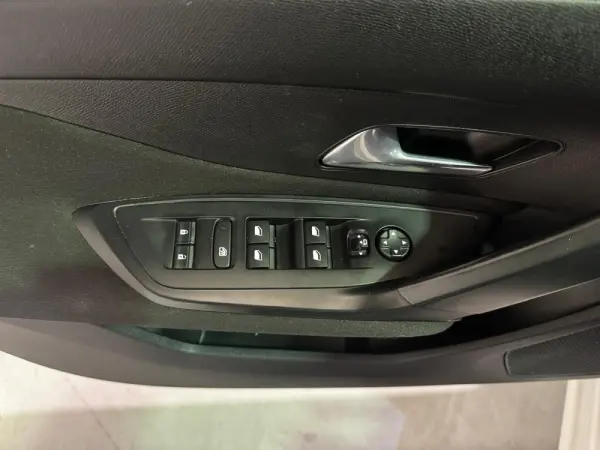 Peugeot 308 1.5 BlueHDi Active 37