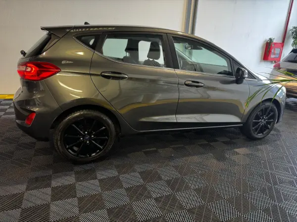 Ford Fiesta 1.5 TDCi Titanium 14