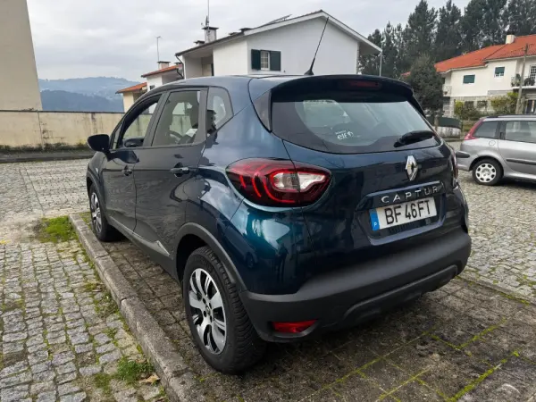 Renault Captur 1.5 dCi Initiale Paris EDC 8