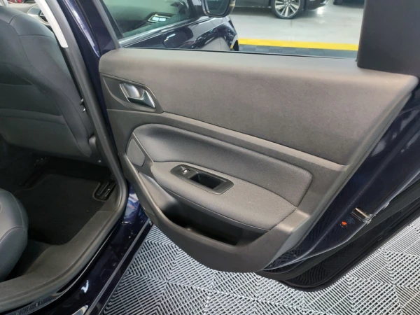 Peugeot 308 SW 1.5 BlueHDi Allure 57