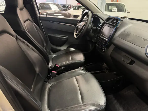 Dacia Spring Comfort 17