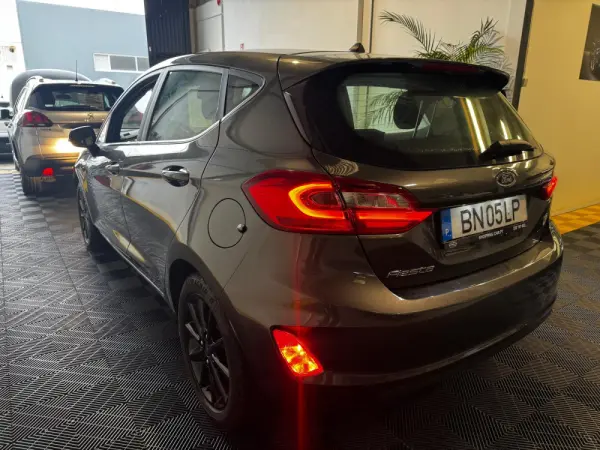 Ford Fiesta 1.5 TDCi Titanium 13