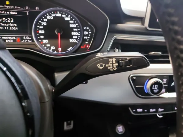 Audi A5 2.0 TDi quattro S tronic S-line 34