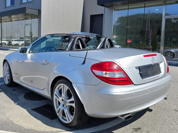 Mercedes-Benz SLK 200 12