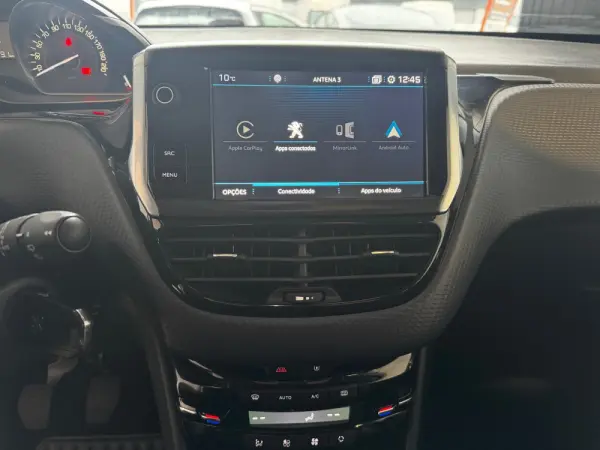 Peugeot 2008 1.2 PureTech Allure 33