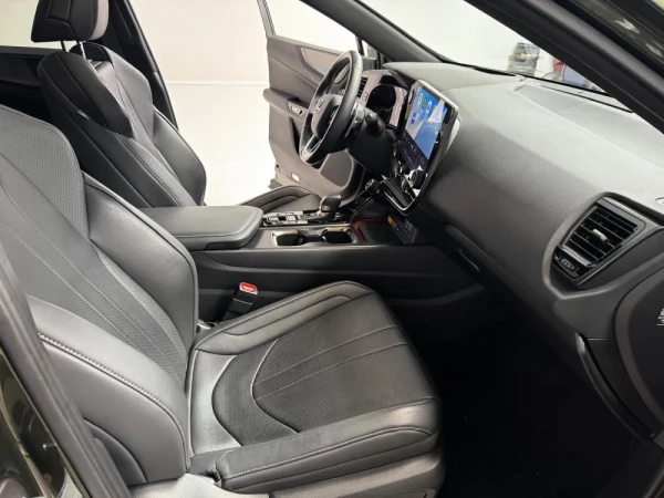 Lexus NX 450h+ 39