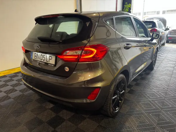 Ford Fiesta 1.5 TDCi Titanium 10