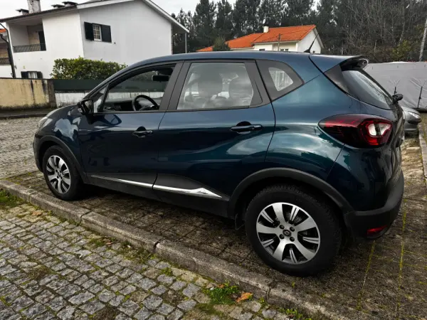 Renault Captur 1.5 dCi Initiale Paris EDC 9