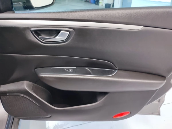 Renault Talisman Sport Tourer 39