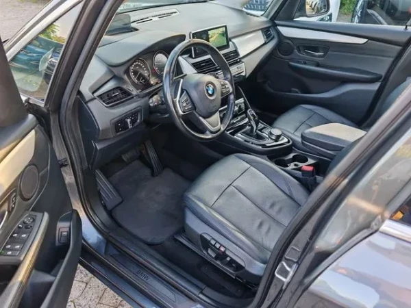 BMW 220 Gran Tourer 5