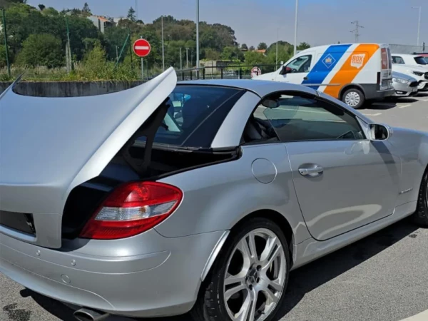 Mercedes-Benz SLK 200 11