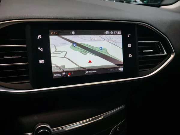 Peugeot 308 SW 1.5 BlueHDi Allure 29