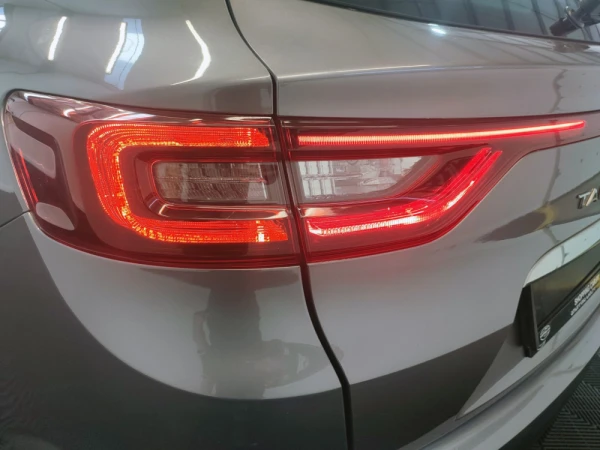 Renault Talisman Sport Tourer 14