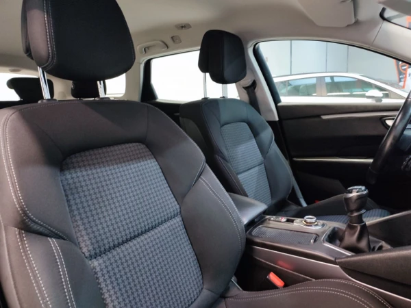 Renault Talisman Sport Tourer 32