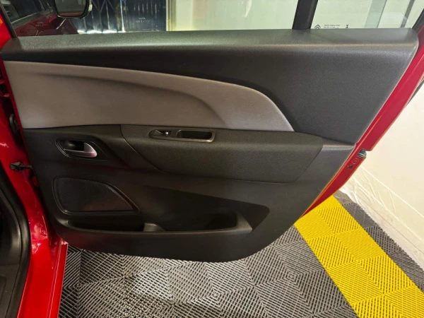 Citroën Grand C4 Spacetourer 34