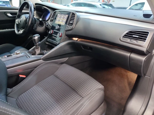 Renault Talisman Sport Tourer 29