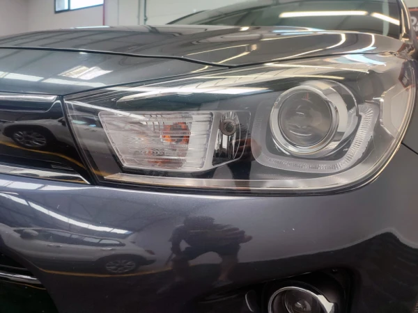 Kia Rio 1.4 CRDi 90 Platinum Edition 2