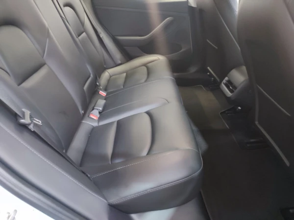 Tesla Model 3 37
