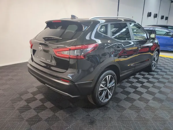 Nissan Qashqai 1.5 dCi TEKNA 13