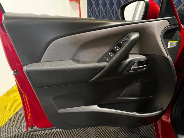 Citroën Grand C4 Spacetourer 33