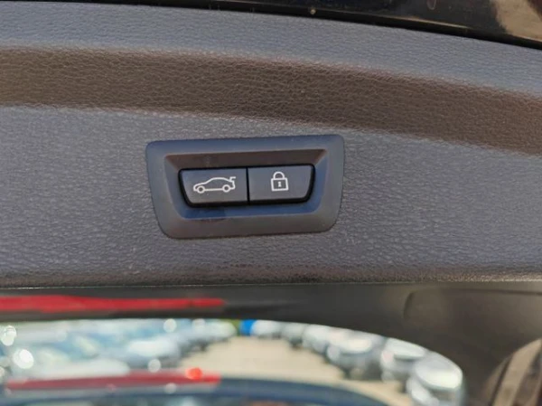 BMW X2 18 i sDrive Auto Pack M 17