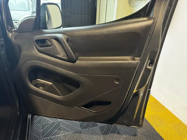 Citroën Berlingo 1.6 BlueHDi Feel 24