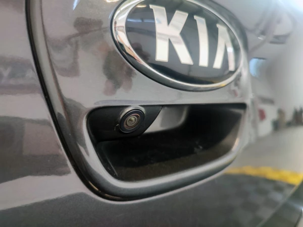 Kia Rio 1.4 CRDi 90 Platinum Edition 18