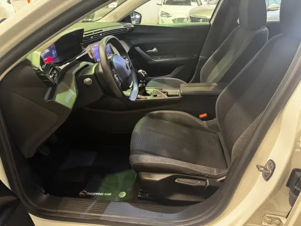 Peugeot 308 1.5 BlueHDi Active 26