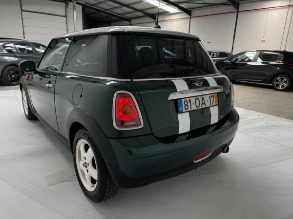 MINI 3 Portas Cooper D 11