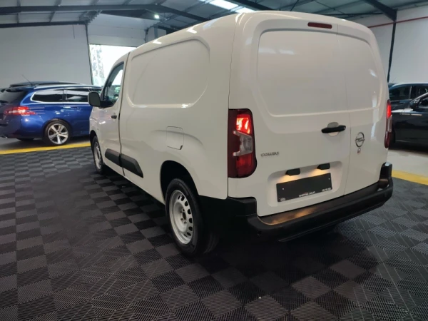 Opel Combo 1.5 CDTi L2H1 Enjoy 11