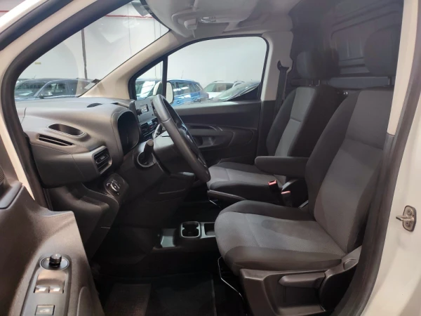 Opel Combo 1.5 CDTi L2H1 Enjoy 26