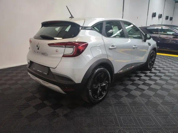 Renault Captur 13