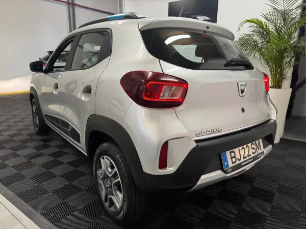 Dacia Spring Comfort 9