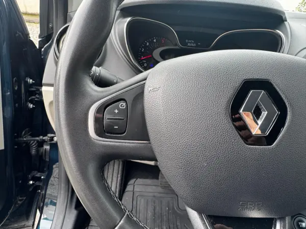 Renault Captur 1.5 dCi Initiale Paris EDC 19