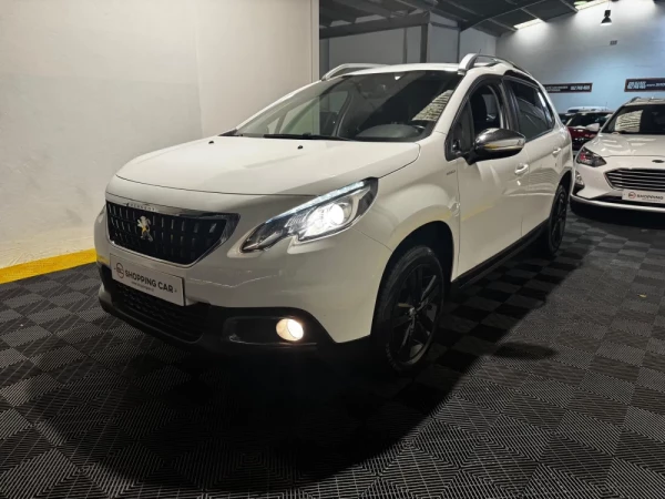Peugeot 2008 1