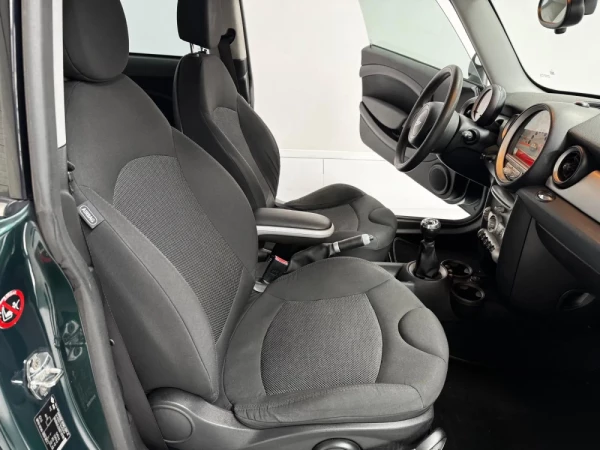 MINI 3 Portas Cooper D 26