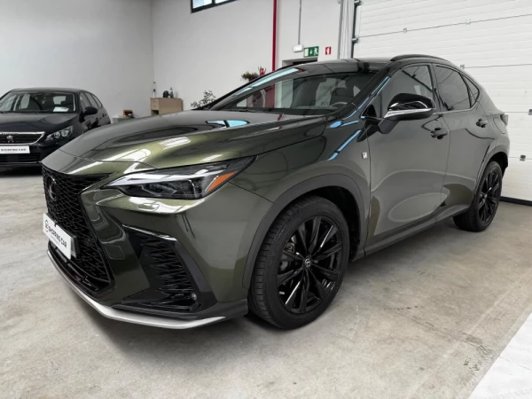 Lexus NX 450h+ 1
