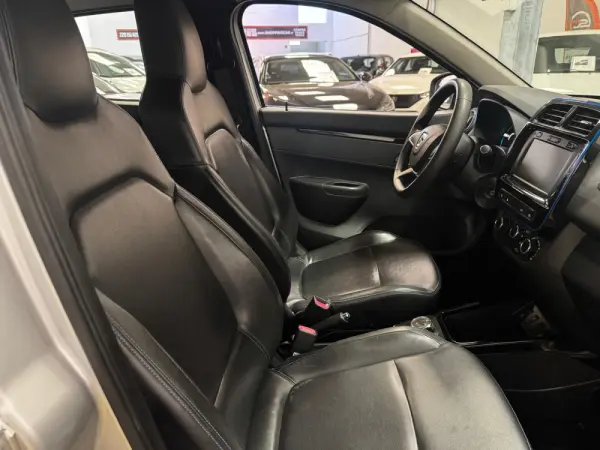 Dacia Spring Comfort 16