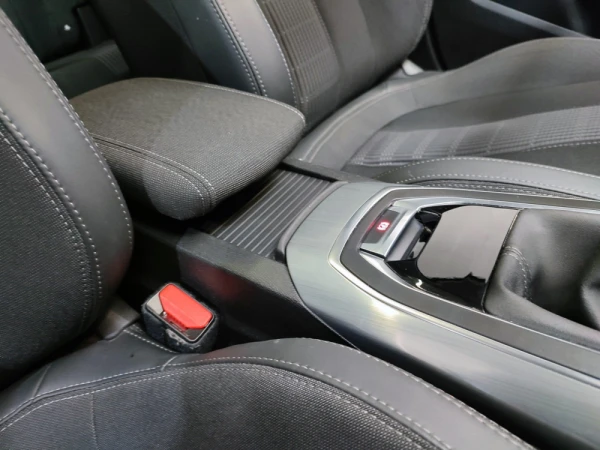 Peugeot 308 SW 1.5 BlueHDi Allure 52