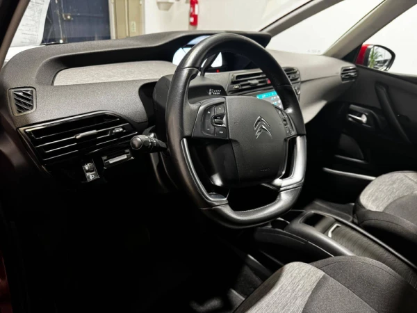 Citroën Grand C4 Spacetourer 16